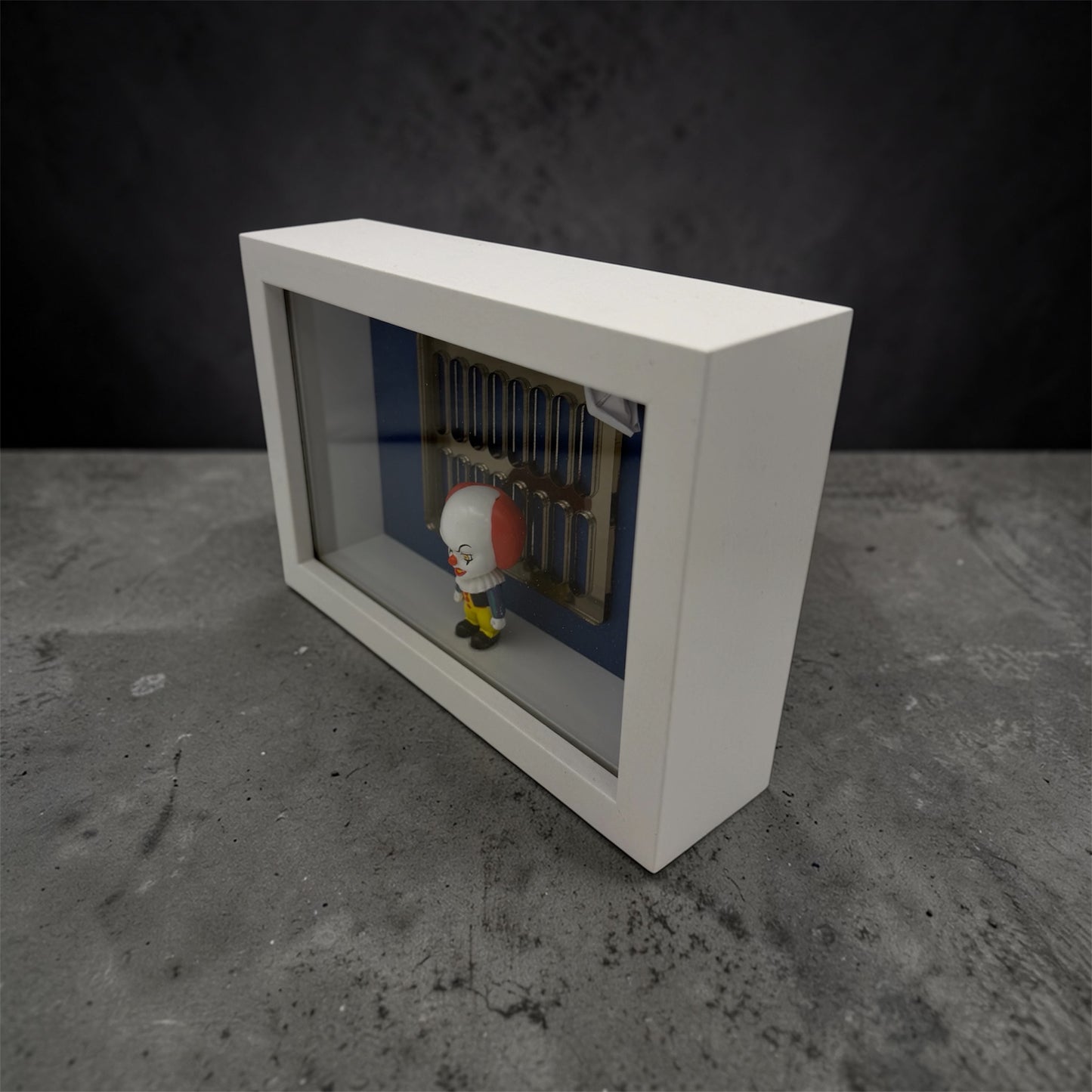 Pennywise: IT Classic Character Figure Display Frame